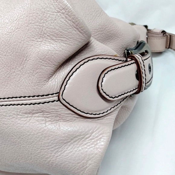 Authentic FENDI Pink Leather Shoulder Bag Buckle Strap Purse - Picture 6 of 9
